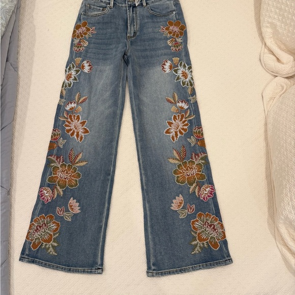 Embroidered Floral Wide Leg Jeans - Picture 2 of 5